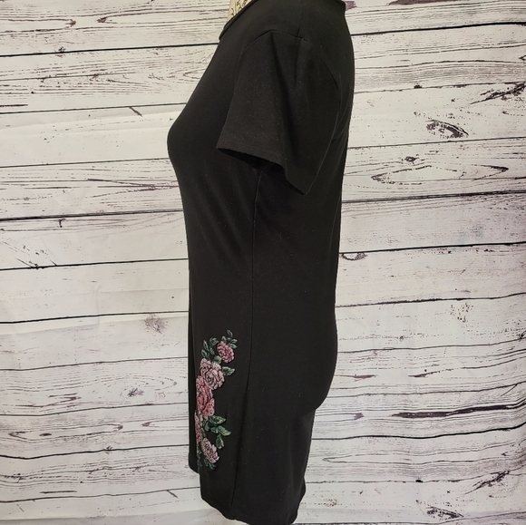 No Boundaries Black Pink Floral Bodycon Mini Dress Medium - Picture 2 of 8